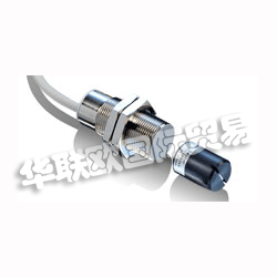 　　BAUMER磁式角度傳感器介紹：  　　高達360°轉(zhuǎn)角的絕對位置探測，分辨率高達0.09°。線性模擬輸出信號，無磨損、防污垢。  　　非接觸磁式角度傳感器測量轉(zhuǎn)角范圍可達360°分辨率高達0.09°，并且完全無磨損。
